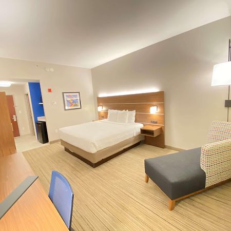 Holiday Inn Express & Suites - Williamstown - Glassboro By Ihg Buitenkant foto