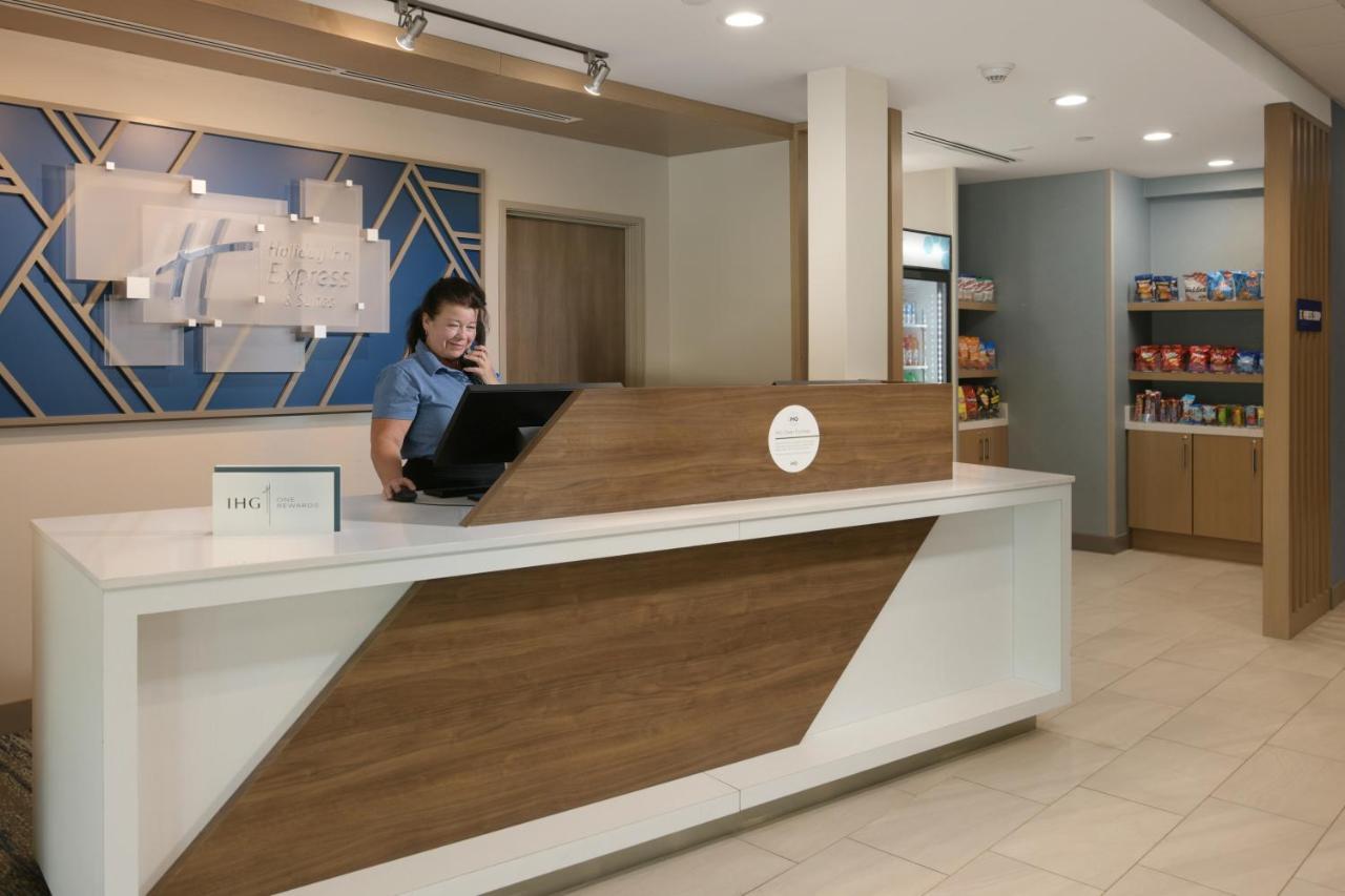 Holiday Inn Express & Suites - Williamstown - Glassboro By Ihg Buitenkant foto