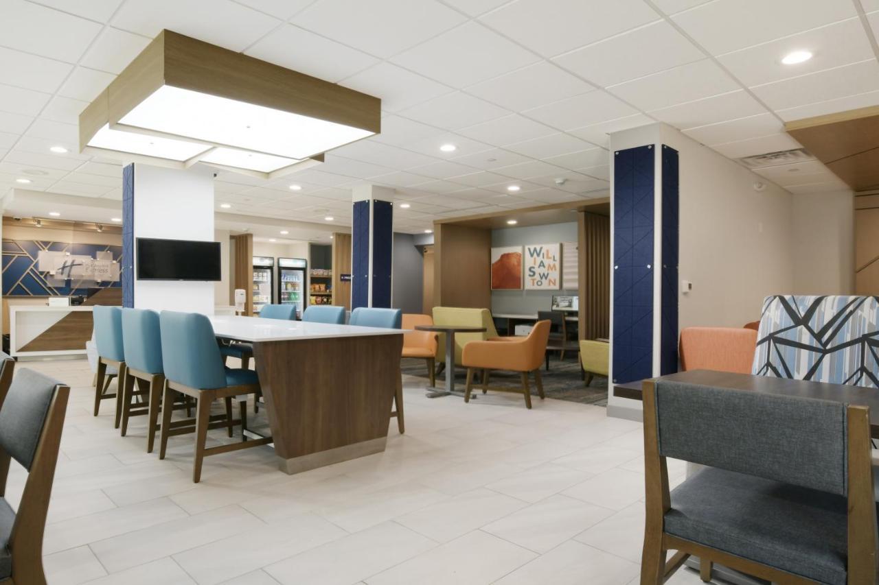 Holiday Inn Express & Suites - Williamstown - Glassboro By Ihg Buitenkant foto