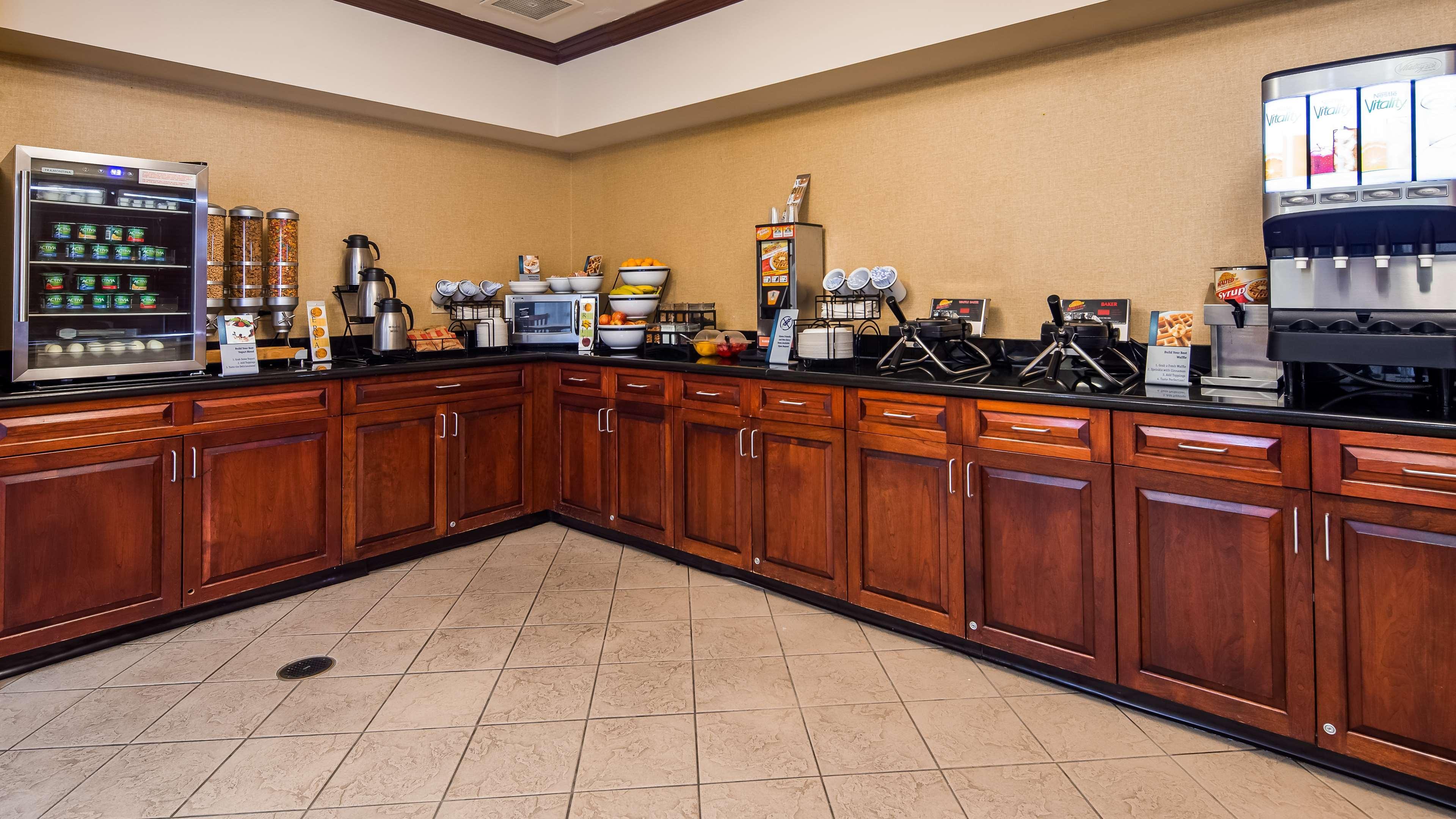 Holiday Inn Express & Suites - Williamstown - Glassboro By Ihg Buitenkant foto