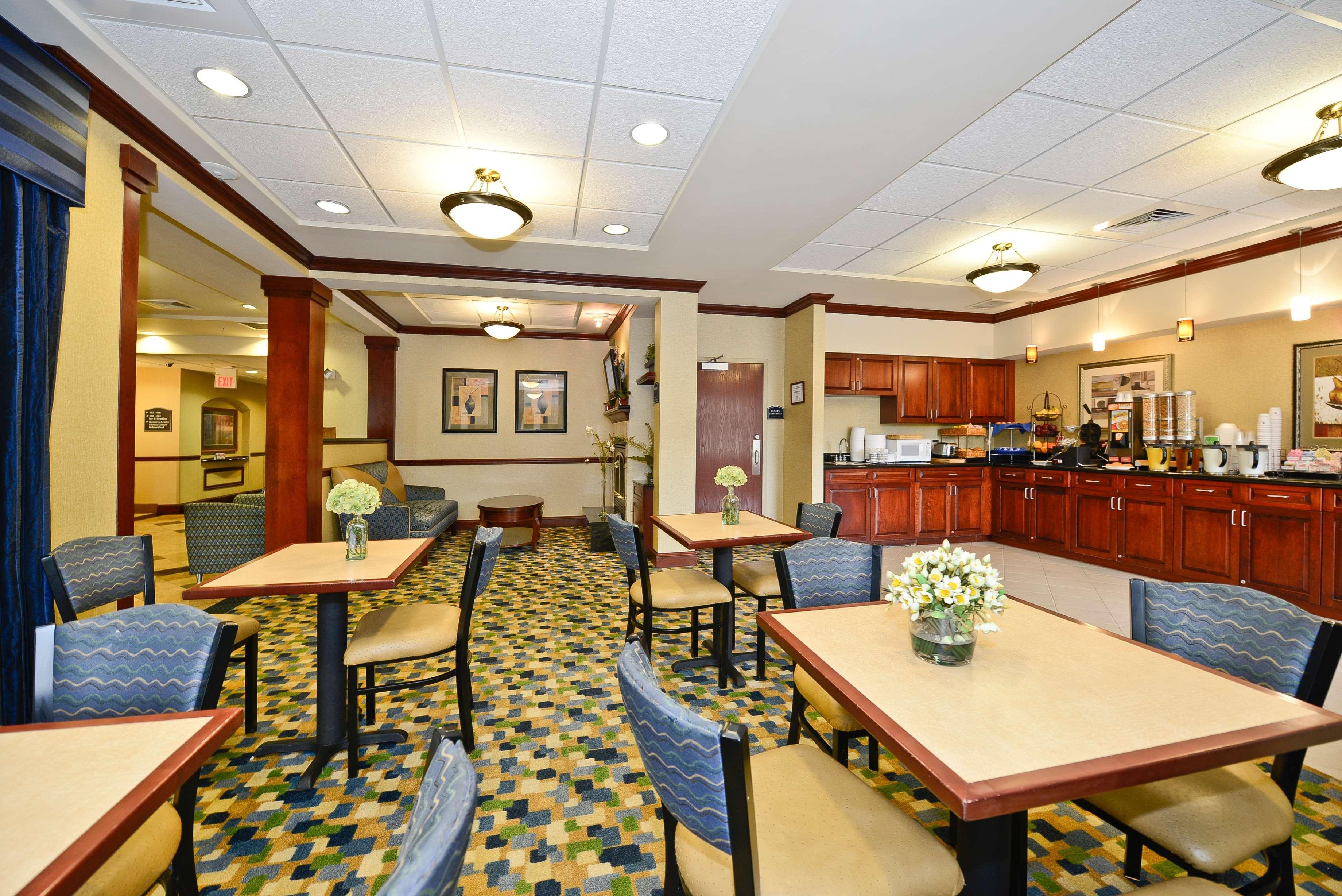Holiday Inn Express & Suites - Williamstown - Glassboro By Ihg Buitenkant foto